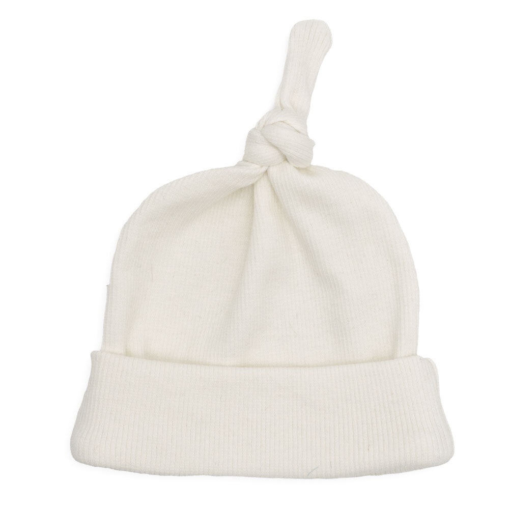 detska-cepice-s-uzlikem-z-upletu-bezova-1m-1r 20250329-dsc02568-edit-edit stazies.cz č0139dubu dětská čepička béžová
