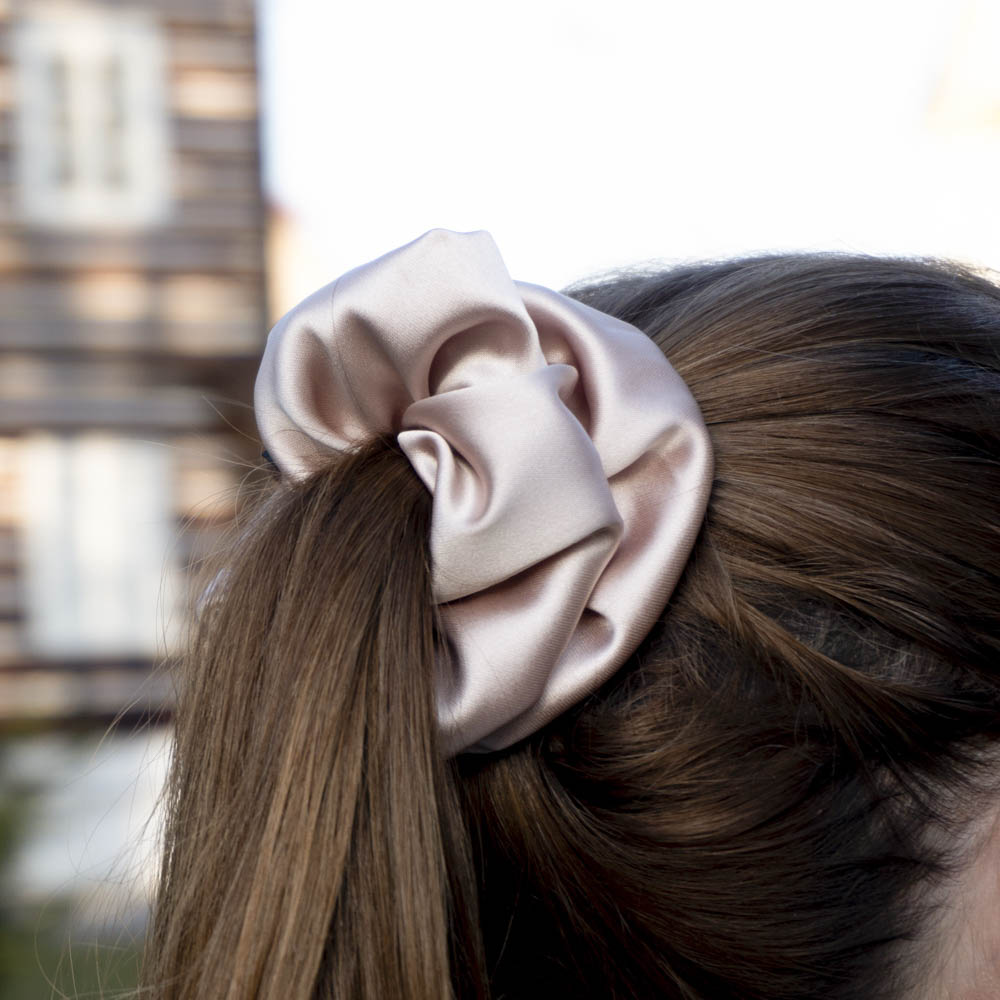 béžová gumička G0041BVSS